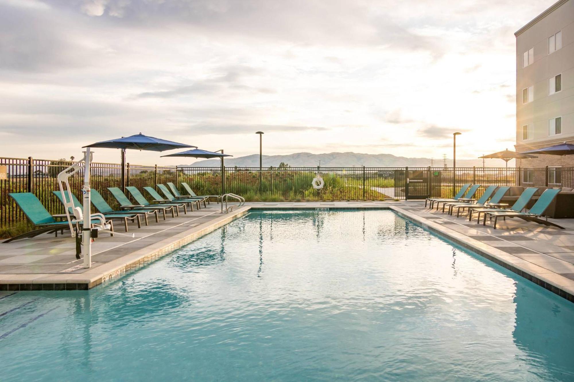 Fairfield Inn & Suites By Marriott San Jose North/Silicon Valley Exteriér fotografie